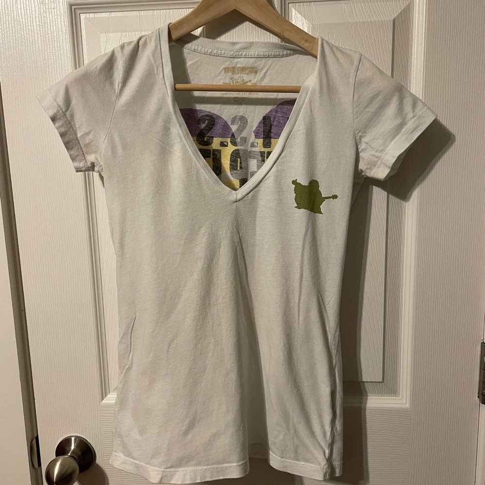 True Religion v-neck Buddha white tee sz XS